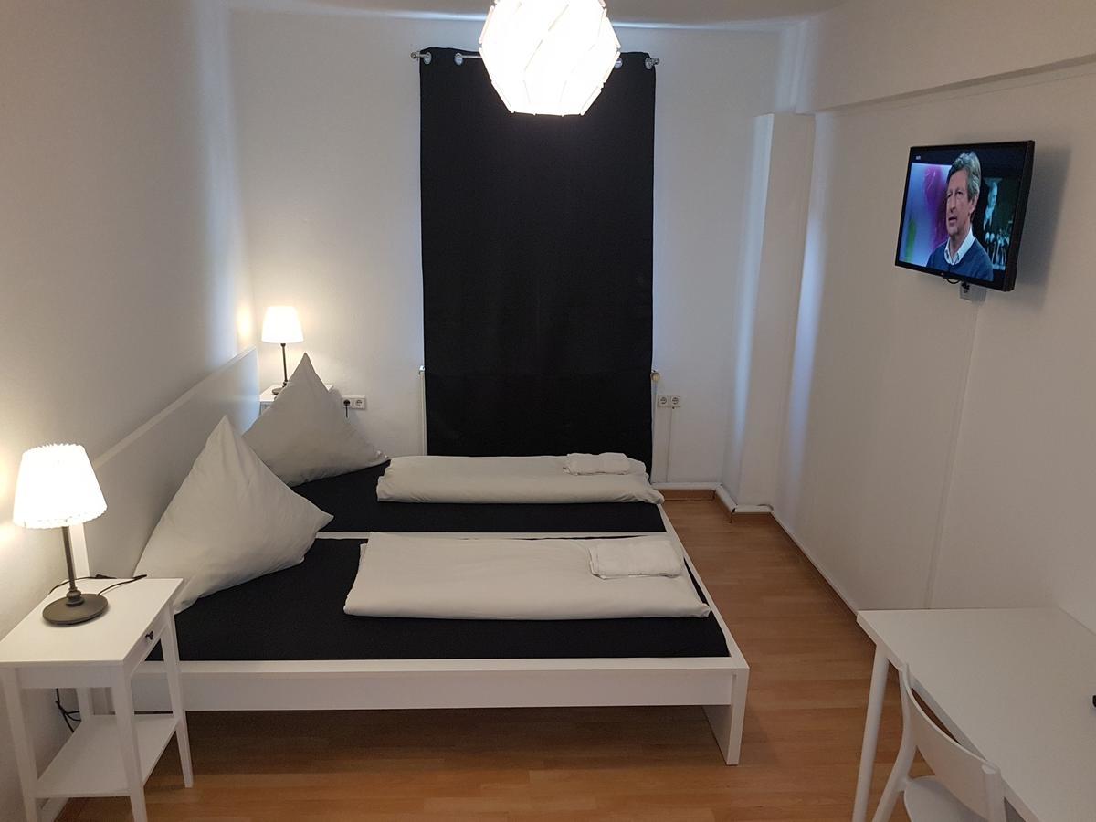 Shiva'S Citysleep โคโลญ ภายนอก รูปภาพ