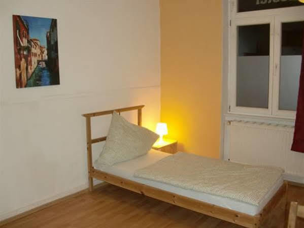 Shiva'S Citysleep โคโลญ ภายนอก รูปภาพ